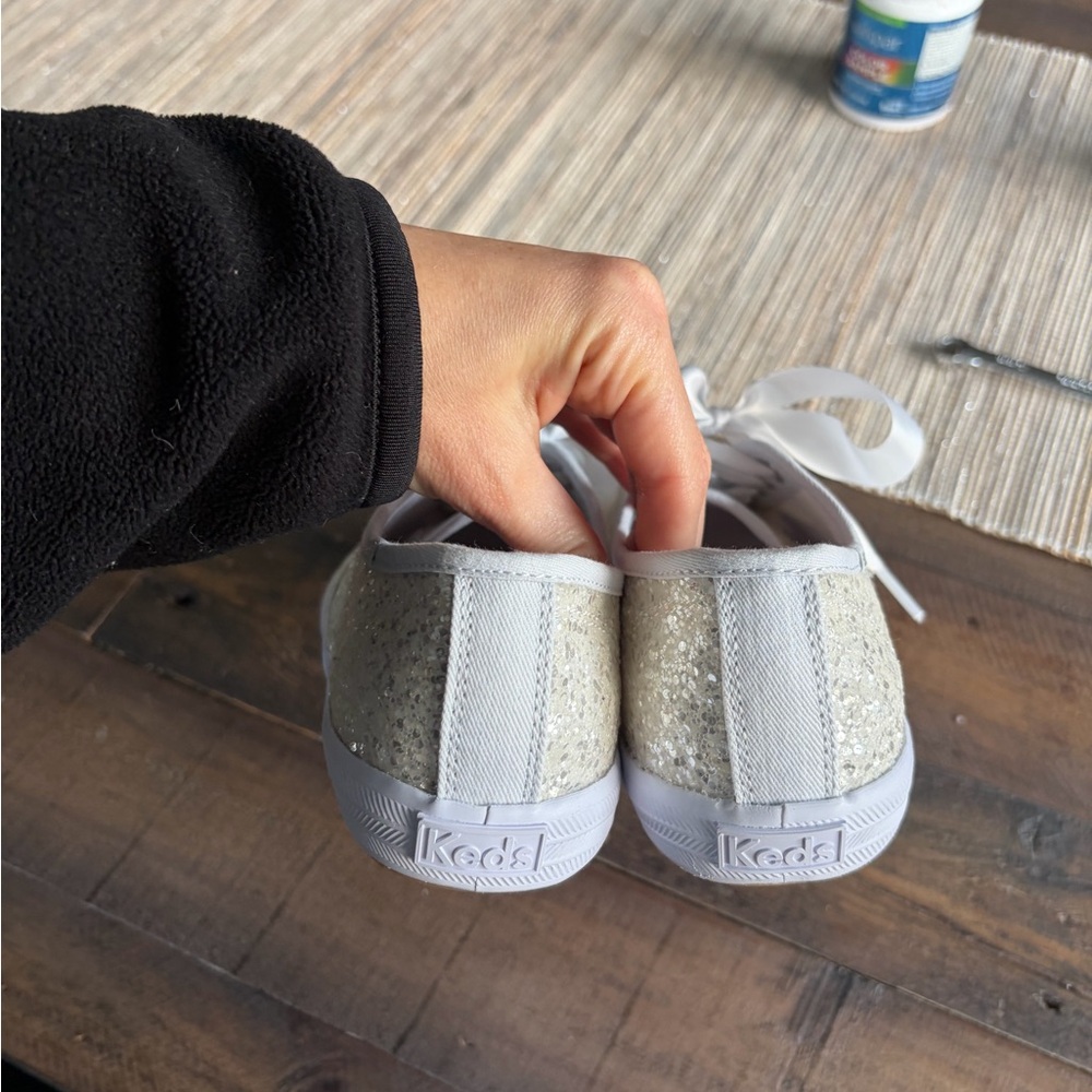 Brand new Sparkly white keds with ribbon laces, size 7.5 - Picture 4 of 5